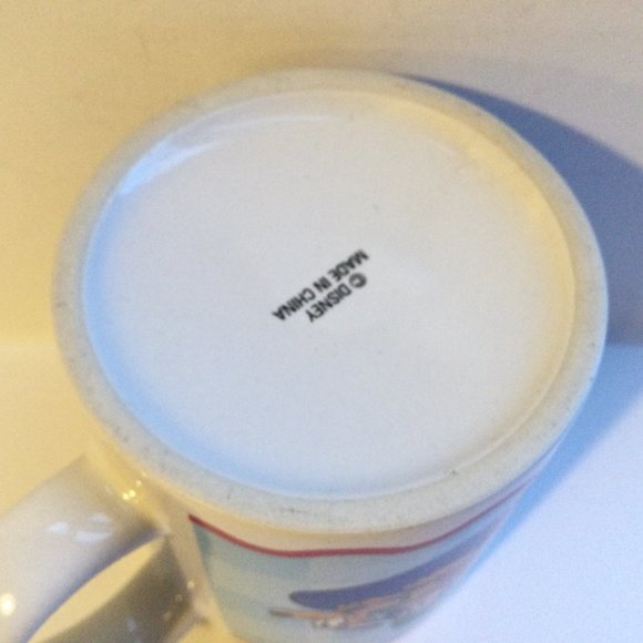 Hang On Pluto Mickey Minnie Sledding Mug Vintage Christmas Disney - Picture 6 of 6